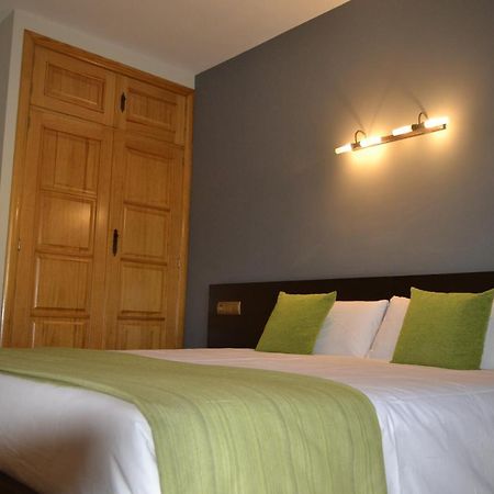 Hotel El Tratado Tordesillas Εξωτερικό φωτογραφία