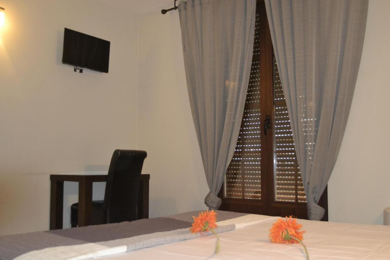 Hotel El Tratado Tordesillas Εξωτερικό φωτογραφία