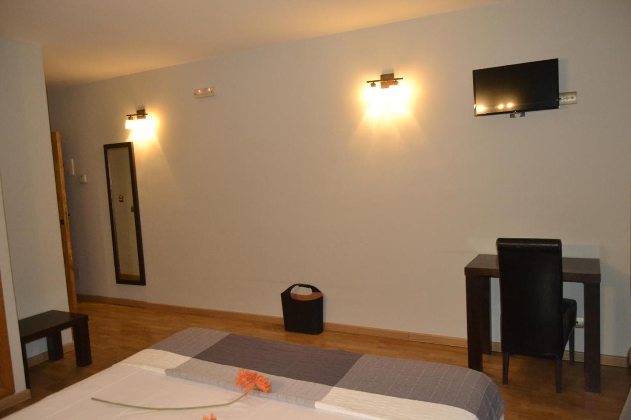 Hotel El Tratado Tordesillas Εξωτερικό φωτογραφία