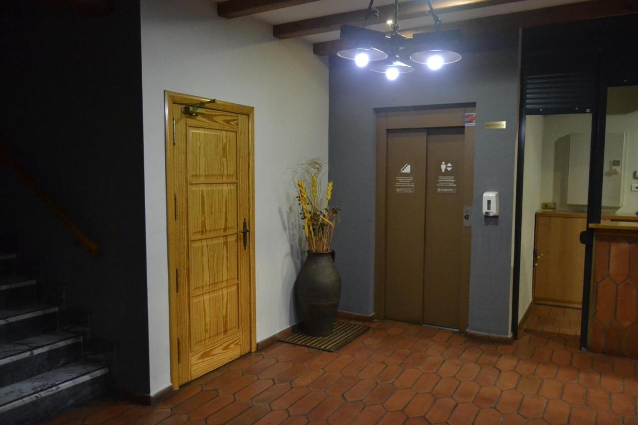 Hotel El Tratado Tordesillas Εξωτερικό φωτογραφία