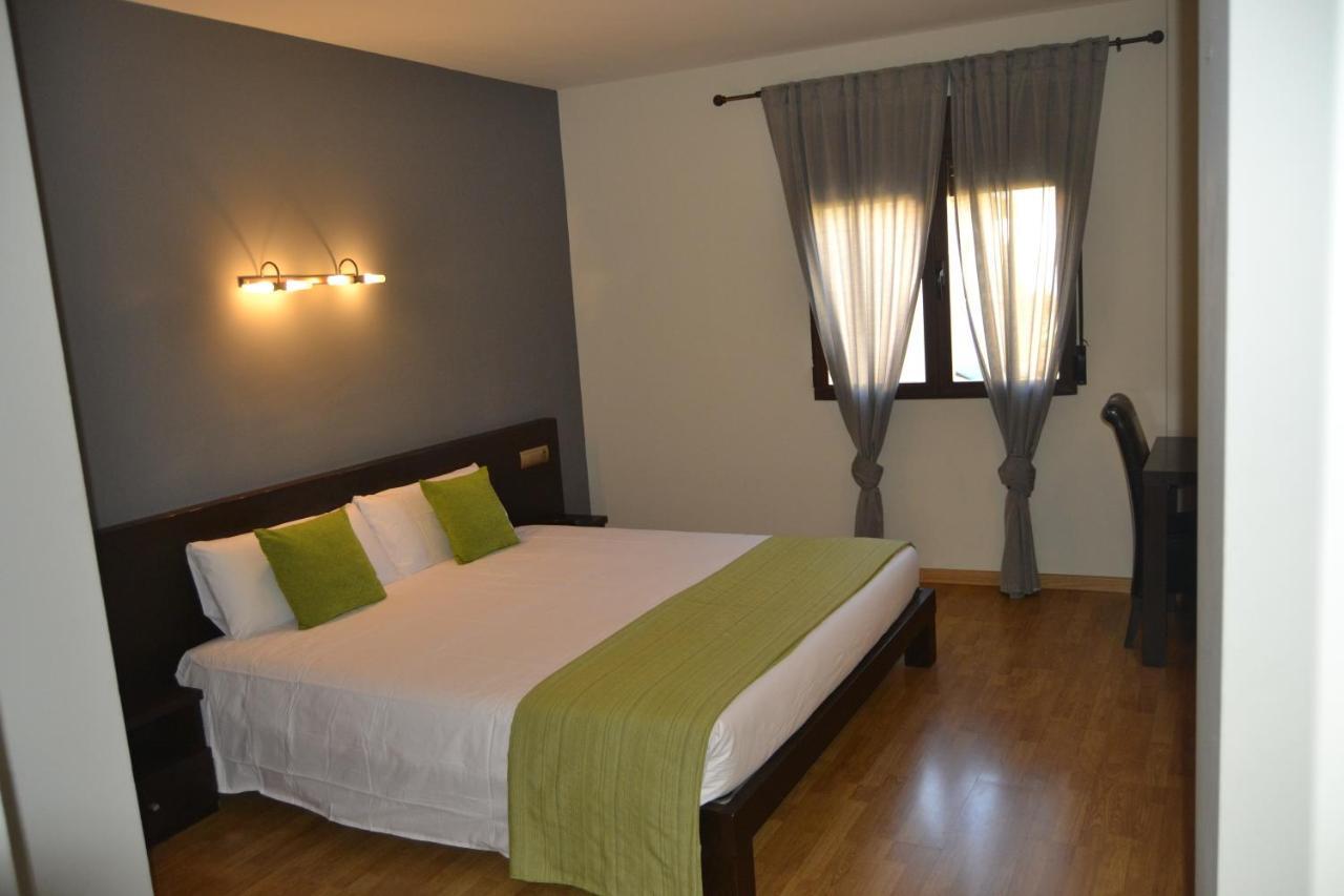 Hotel El Tratado Tordesillas Εξωτερικό φωτογραφία
