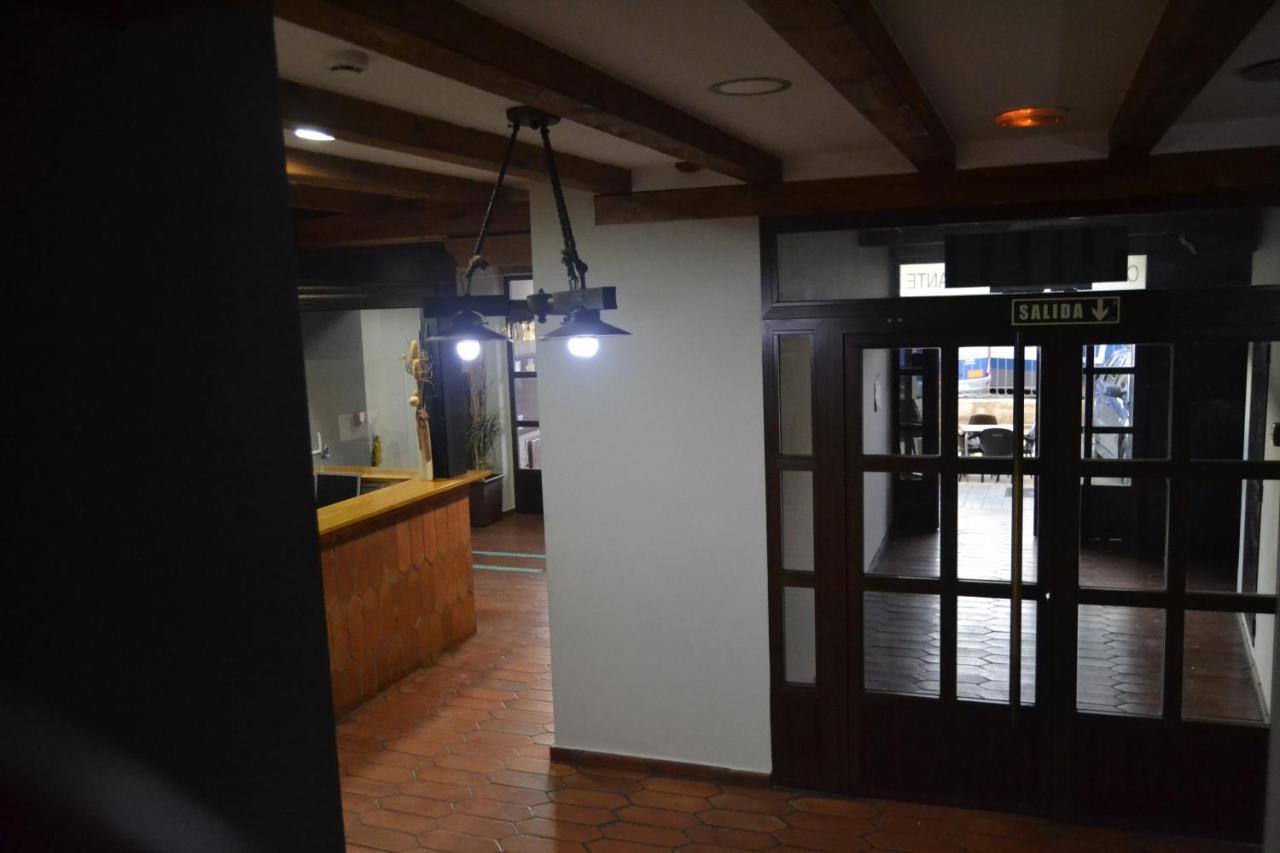 Hotel El Tratado Tordesillas Εξωτερικό φωτογραφία